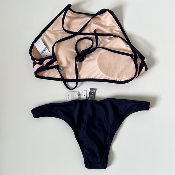 NWT Aerie Striped Bikini Set - Size S/M - Picture 2 of 4